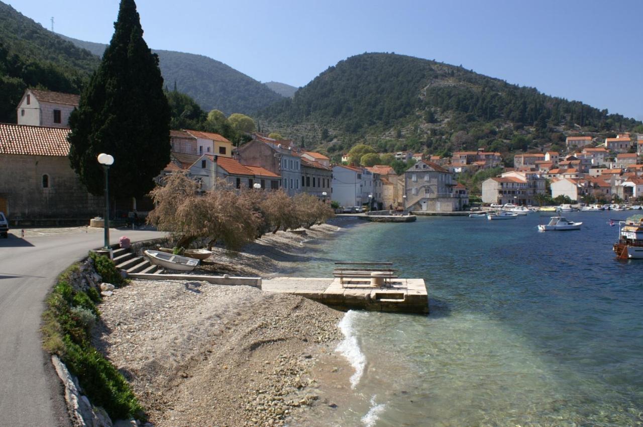 Apartments And Rooms By The Sea Racisce, Korcula - 4341 Екстериор снимка