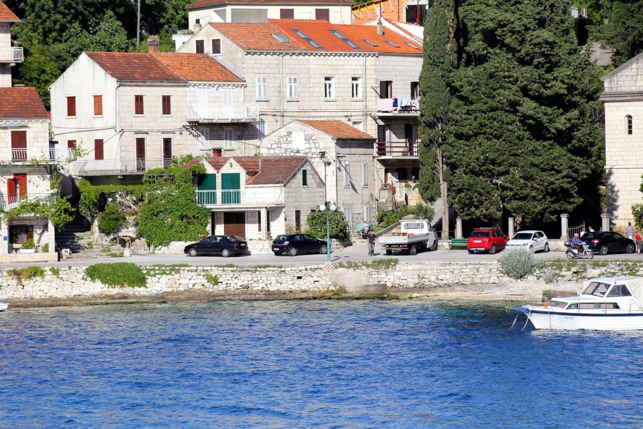 Apartments And Rooms By The Sea Racisce, Korcula - 4341 Екстериор снимка