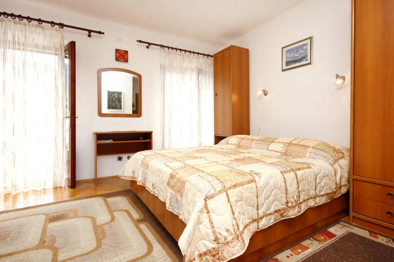Apartments And Rooms By The Sea Racisce, Korcula - 4341 Екстериор снимка