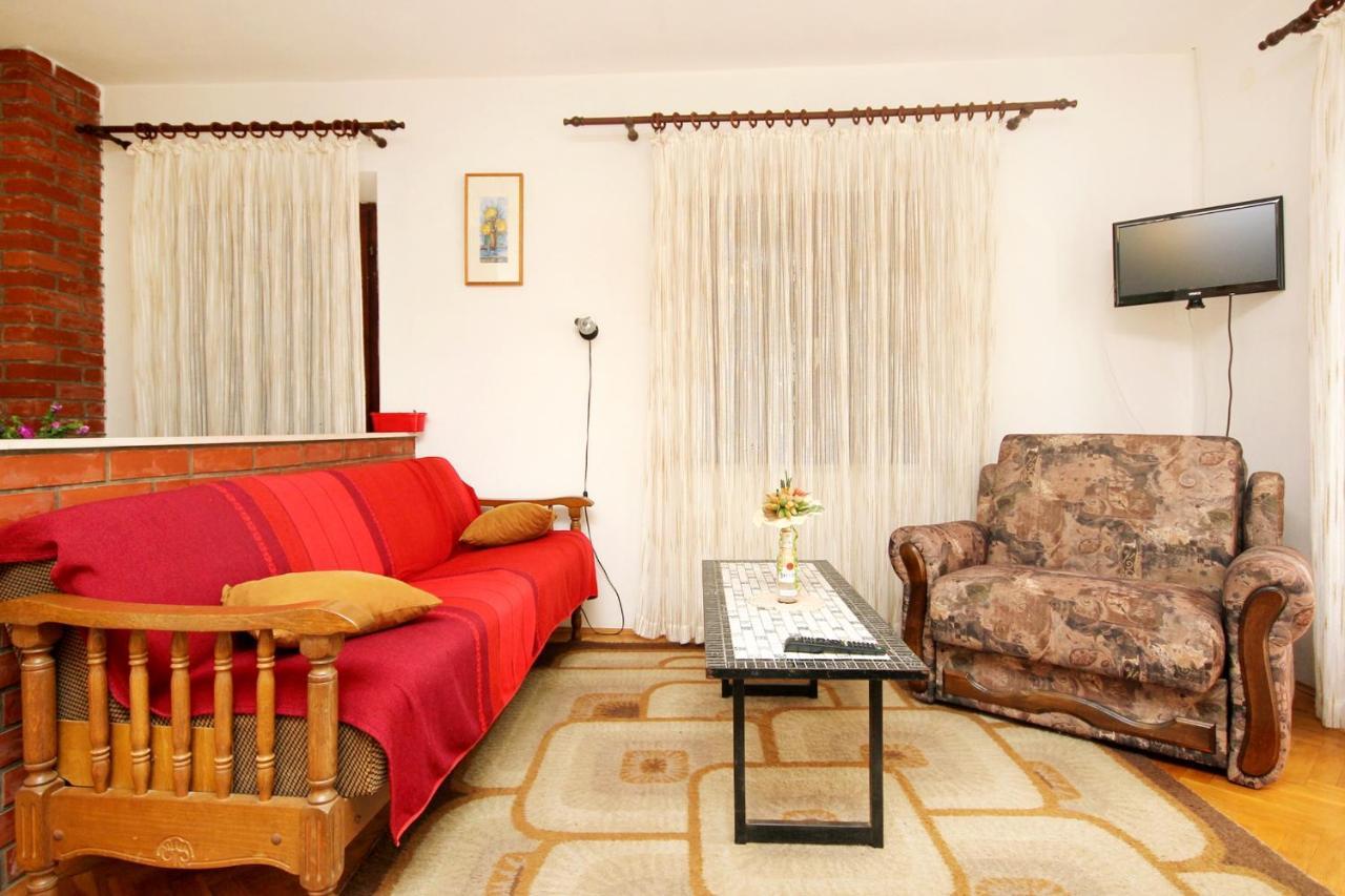 Apartments And Rooms By The Sea Racisce, Korcula - 4341 Екстериор снимка