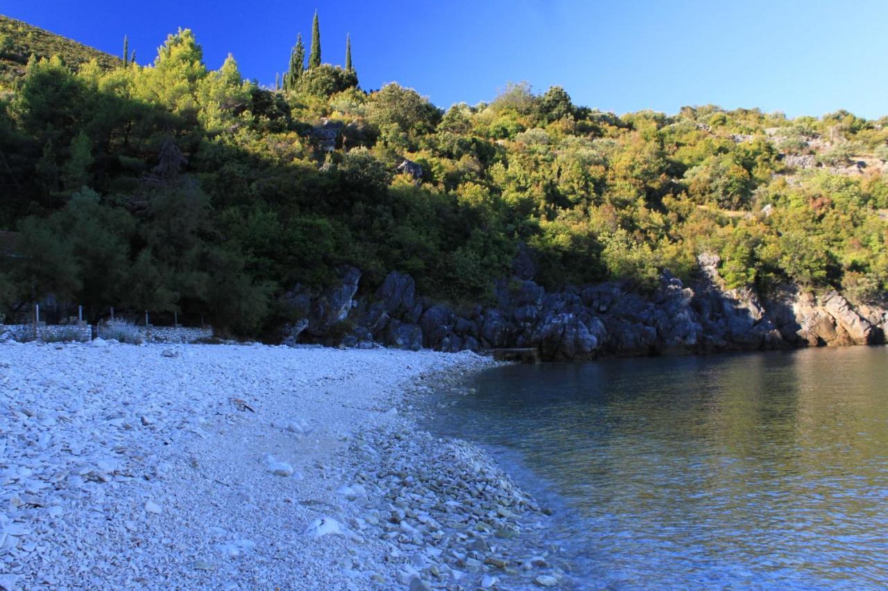Apartments And Rooms By The Sea Racisce, Korcula - 4341 Екстериор снимка