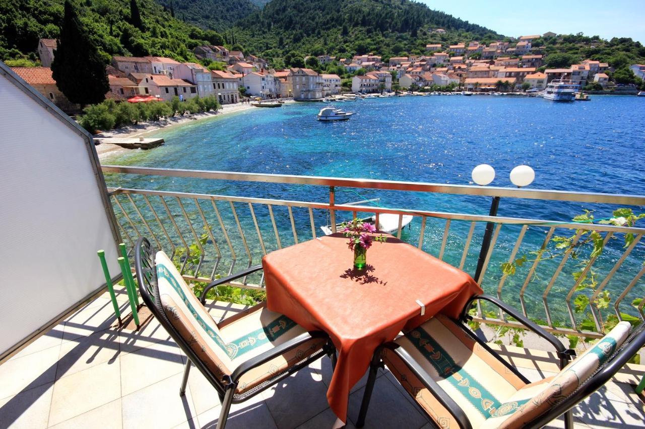 Apartments And Rooms By The Sea Racisce, Korcula - 4341 Екстериор снимка