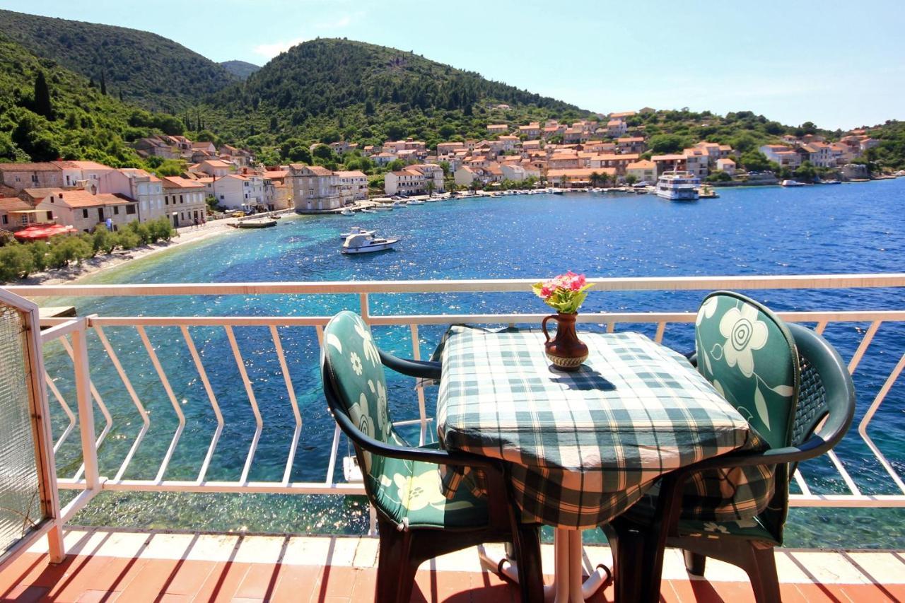 Apartments And Rooms By The Sea Racisce, Korcula - 4341 Екстериор снимка