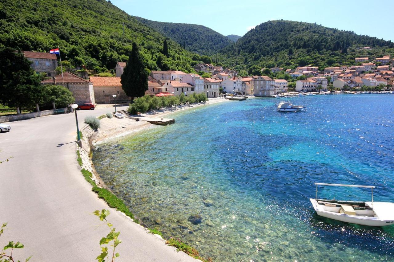 Apartments And Rooms By The Sea Racisce, Korcula - 4341 Екстериор снимка